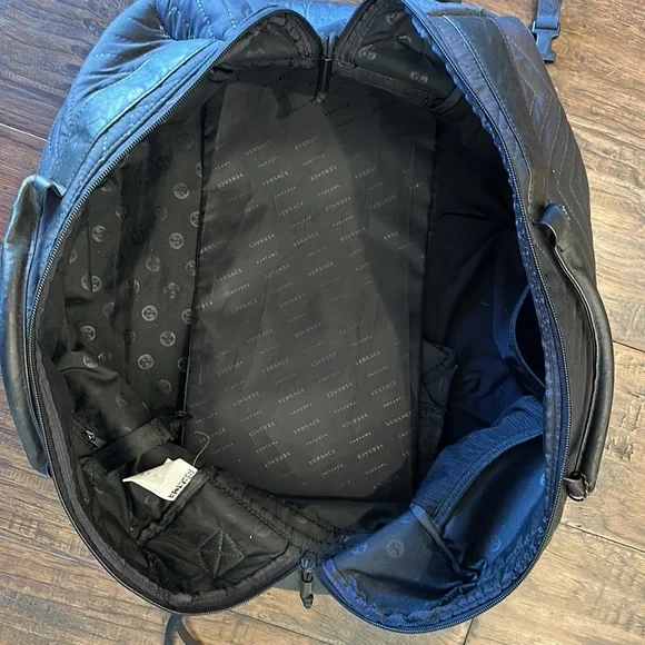 FAIRPLAY BLACK DUFFLE BAG - Picture 3 of 3